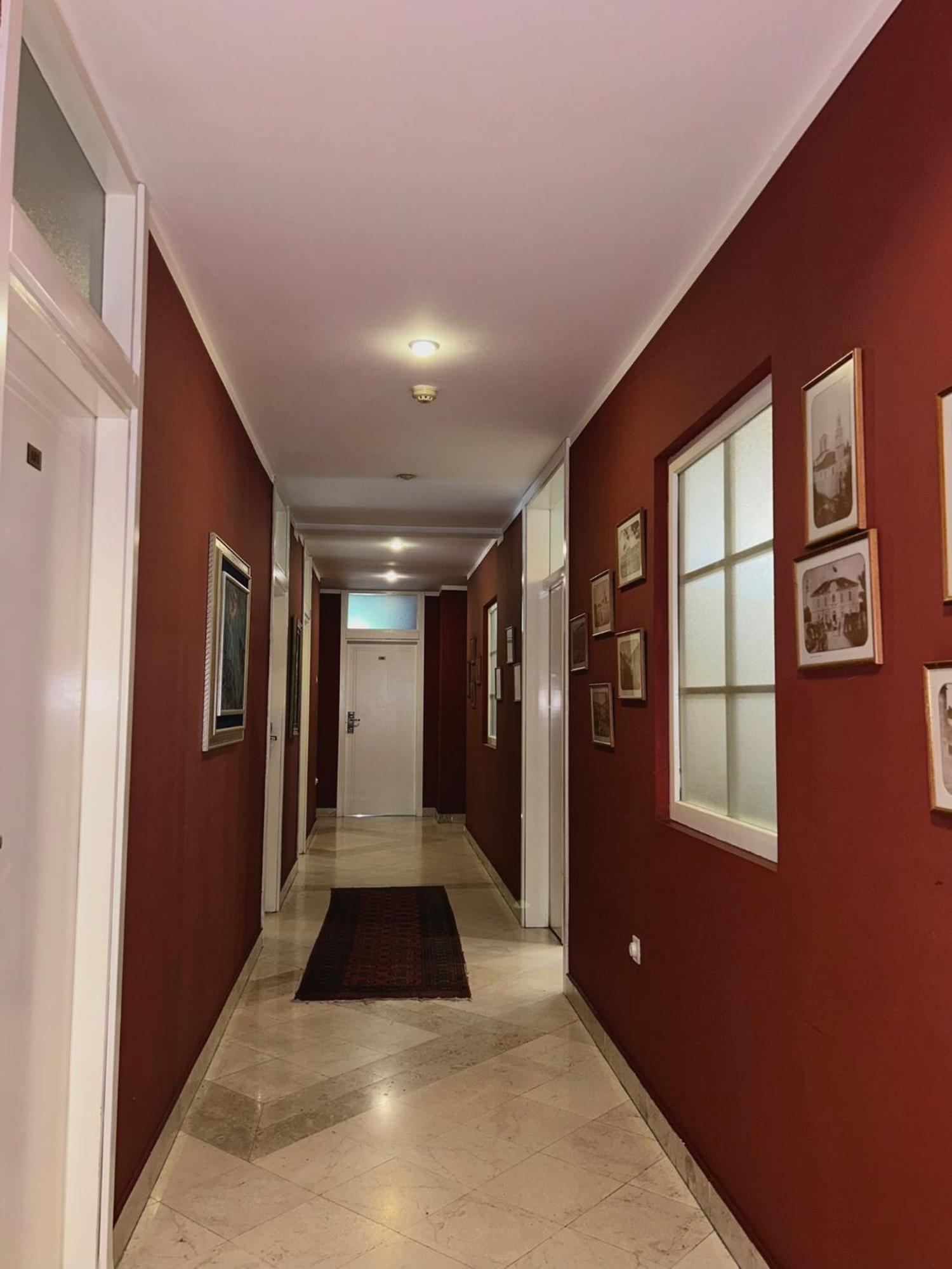 Hotel Bojatours Podgorica Exteriör bild