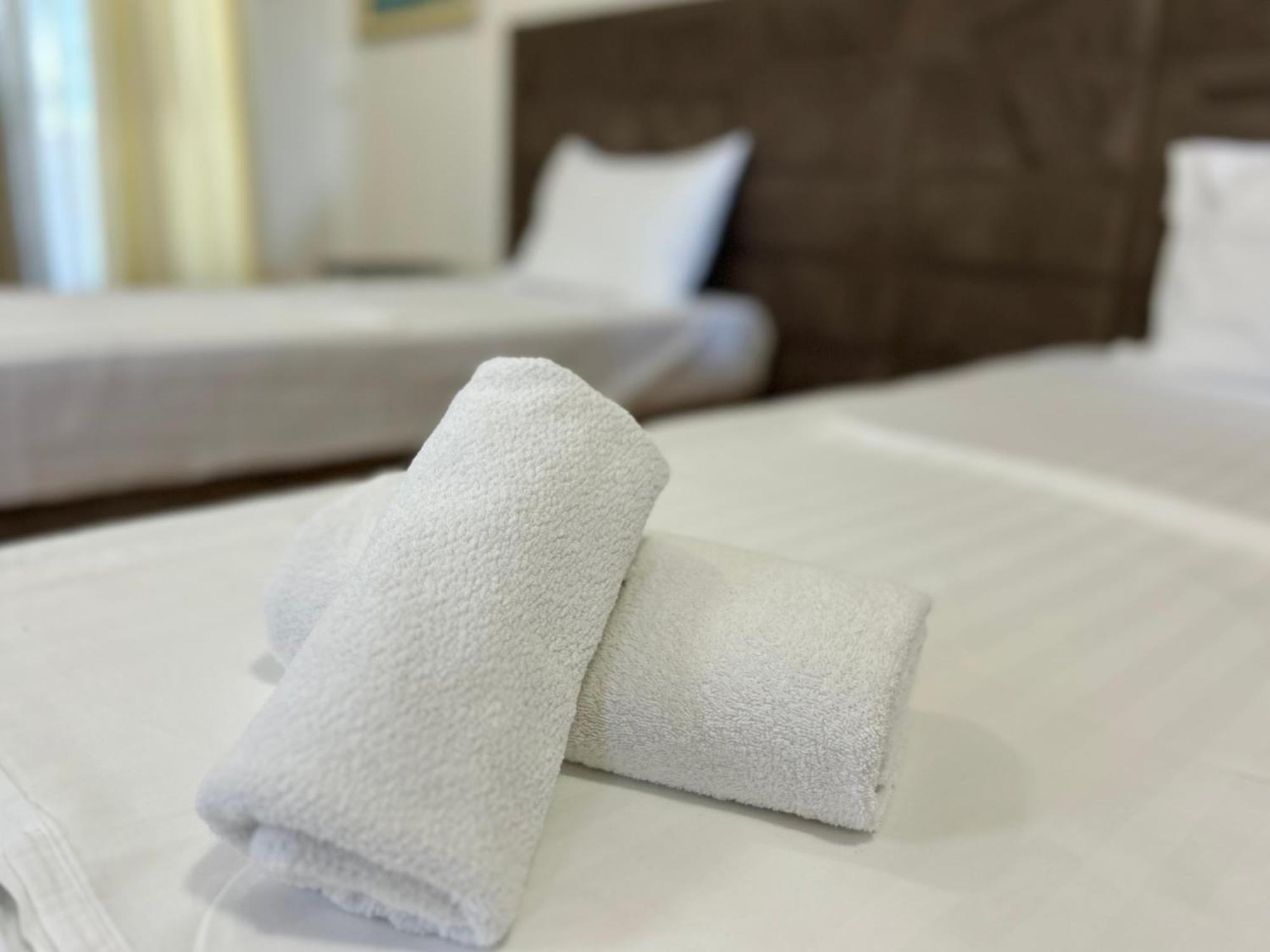 Hotel Bojatours Podgorica Exteriör bild